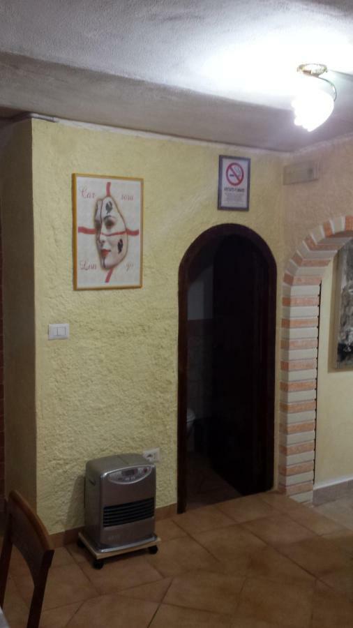 Carrera Longa Apartment Sassari Exterior foto