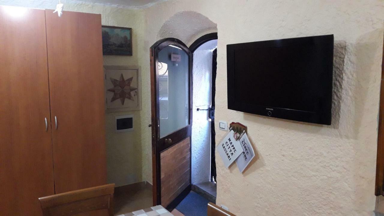 Carrera Longa Apartment Sassari Exterior foto