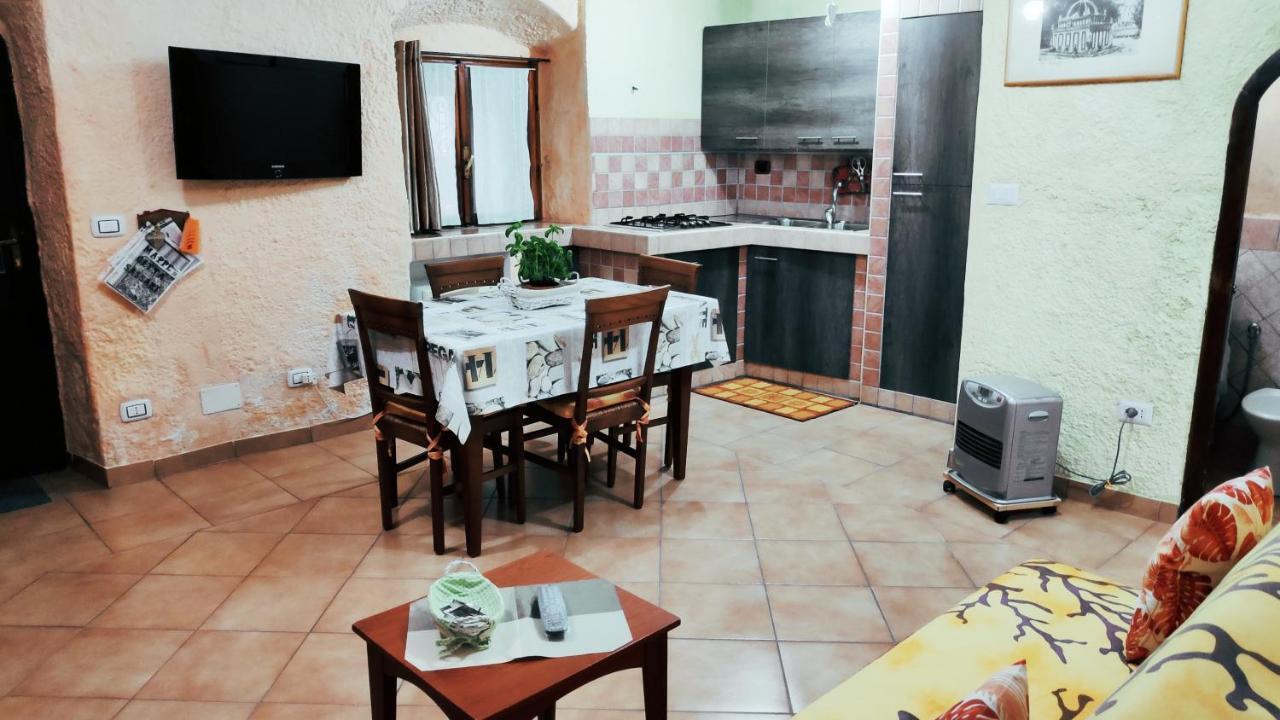 Carrera Longa Apartment Sassari Exterior foto
